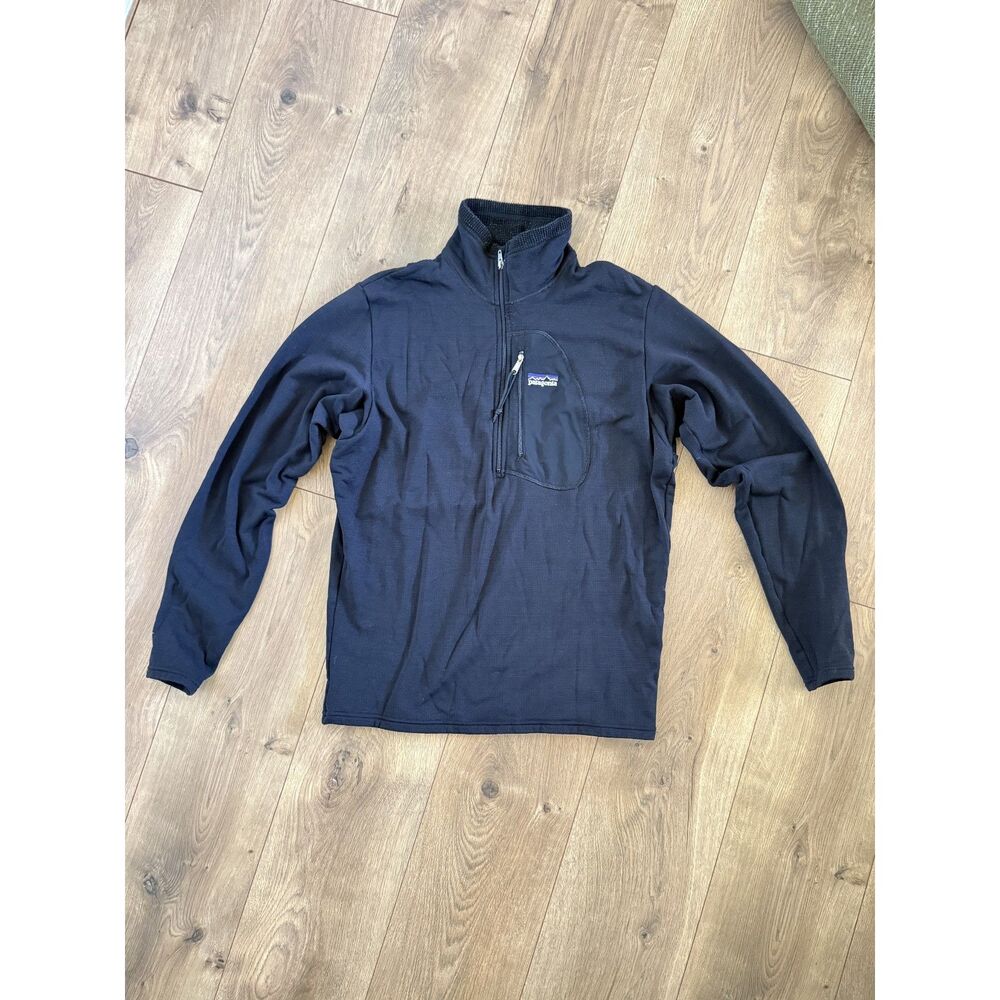 PATAGONIA M Vtg Vintage Regulator R1 1/2 Zip Stretch Top Black 38100 quarter zip